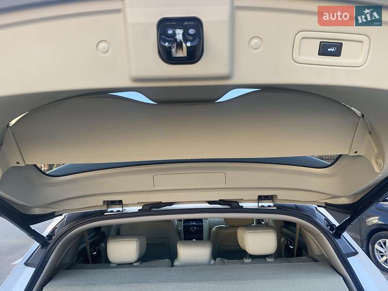 Позашляховик / Кросовер Infiniti FX 30 2012 в Чернігові