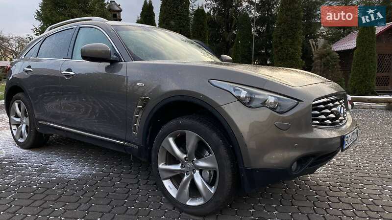 Внедорожник / Кроссовер Infiniti FX 30 2011 в Шептицькому