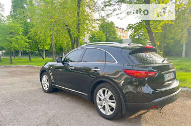 Внедорожник / Кроссовер Infiniti FX 30 2013 в Киеве