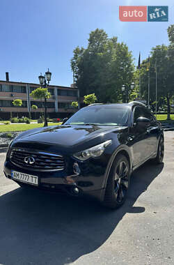 Позашляховик / Кросовер Infiniti FX 30 2011 в Звягелі