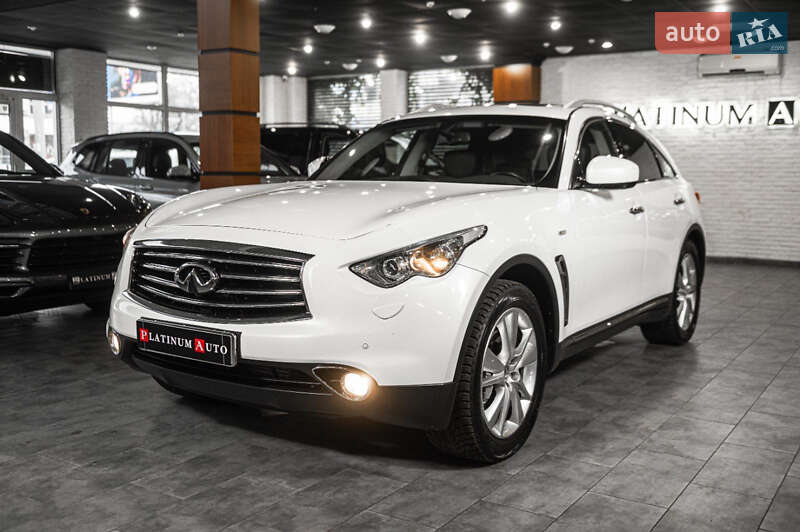 Infiniti FX 30 2013