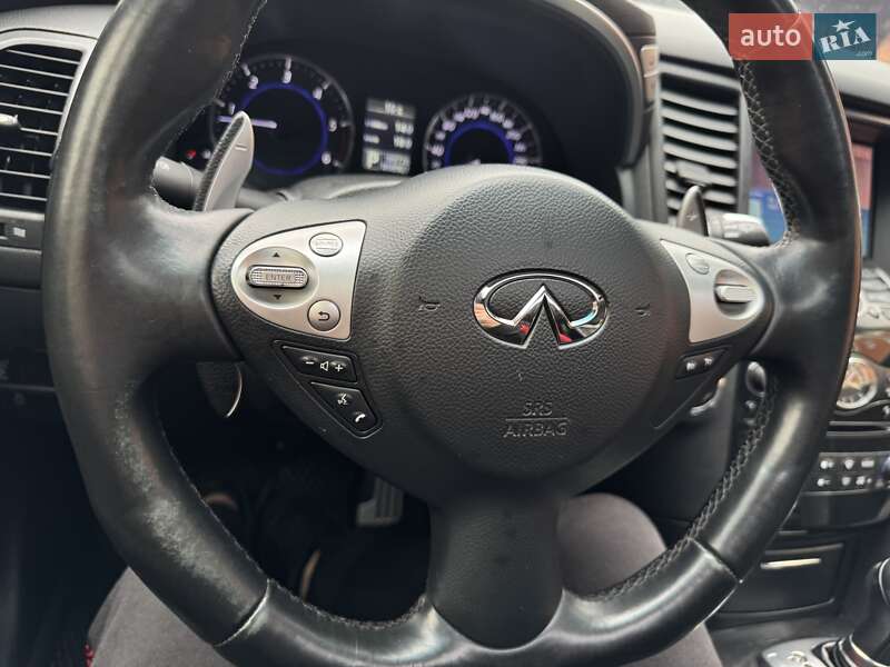 Внедорожник / Кроссовер Infiniti FX 30 2012 в Виннице