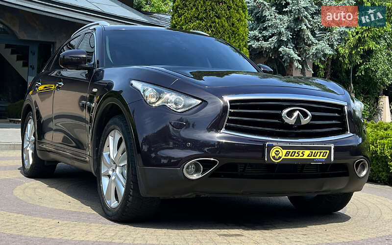 Infiniti FX 30 2012