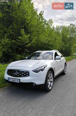 Внедорожник / Кроссовер Infiniti FX 30 2010 в 