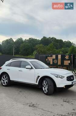 Внедорожник / Кроссовер Infiniti FX 30 2010 в 