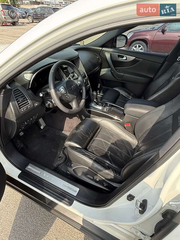 Внедорожник / Кроссовер Infiniti FX 30 2011 в Кременчуге