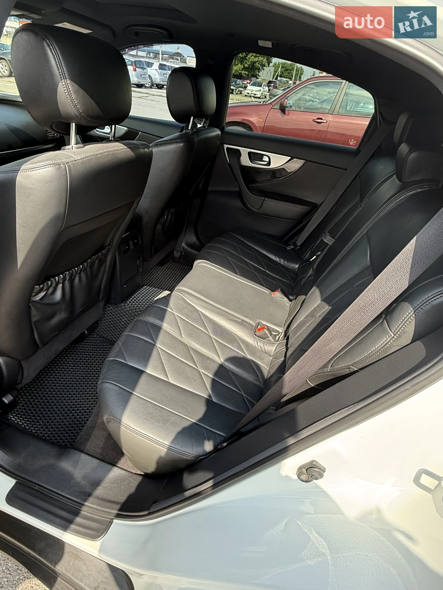 2011 Infiniti FX - мініатюра 7
