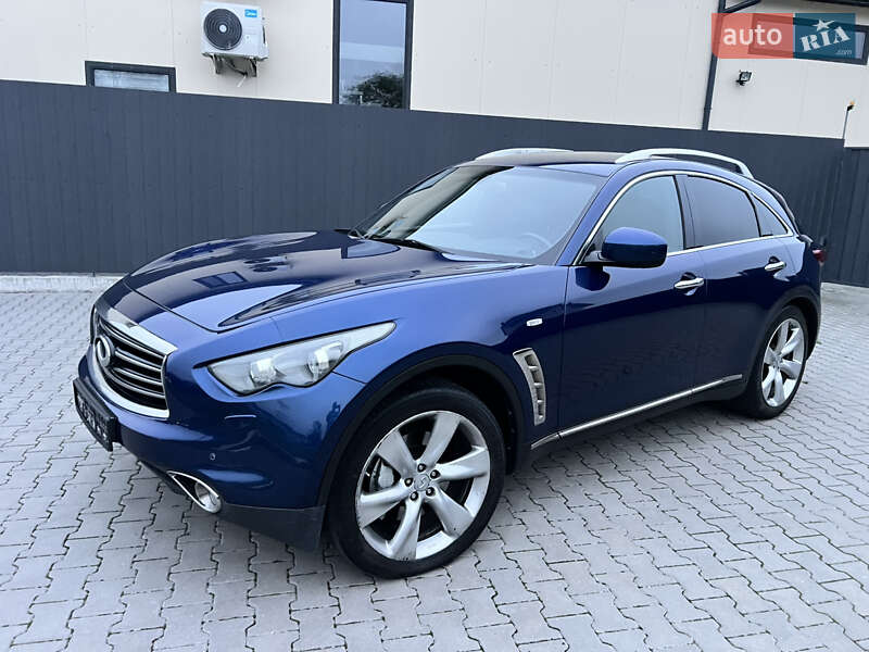 Infiniti FX 30 2012