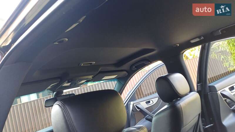 Внедорожник / Кроссовер Infiniti FX 30 2011 в Дрогобыче