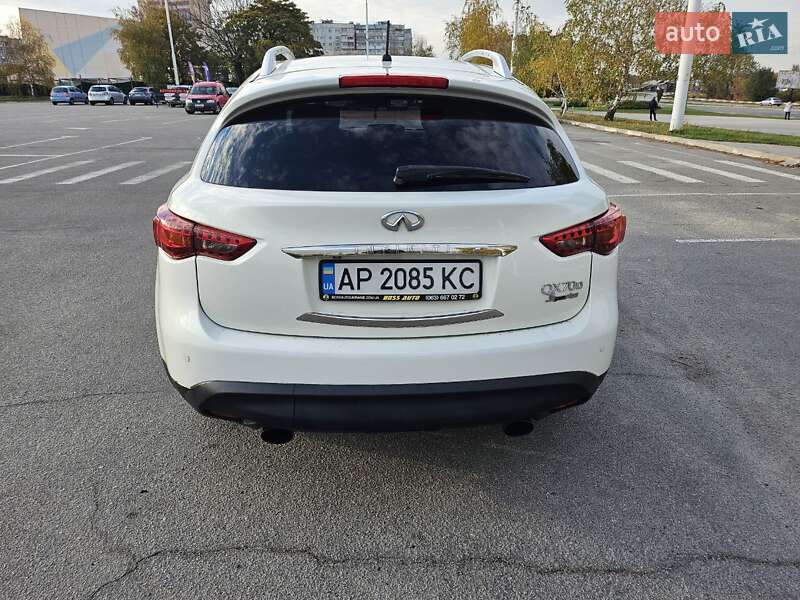 Внедорожник / Кроссовер Infiniti FX 30 2012 в Запорожье