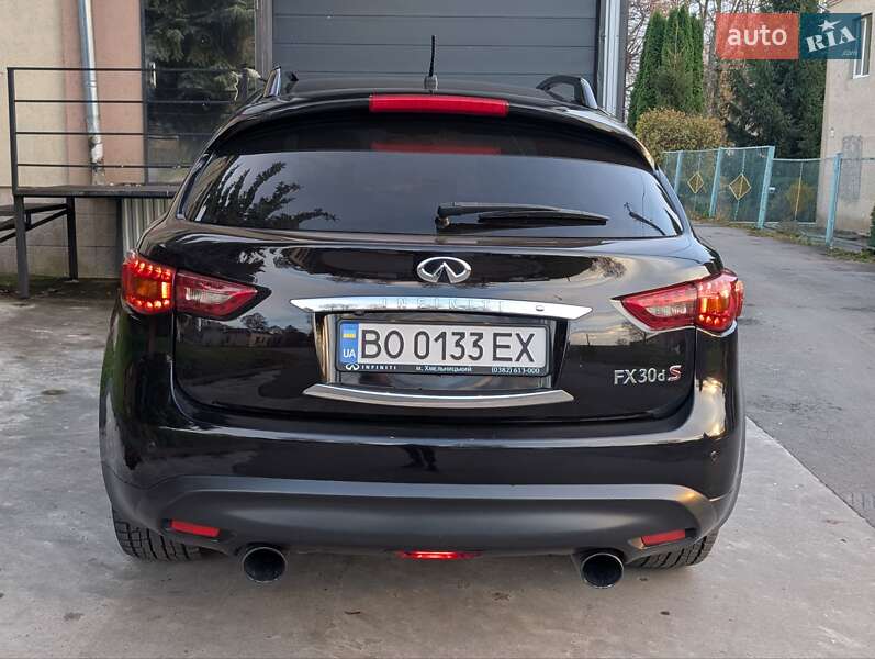 Внедорожник / Кроссовер Infiniti FX 30 2011 в Дубно