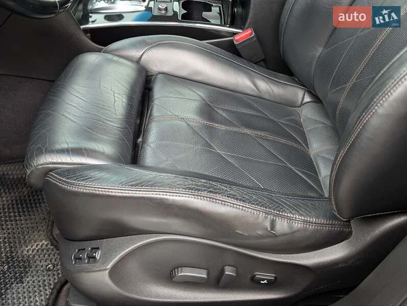 Внедорожник / Кроссовер Infiniti FX 30 2011 в Дубно