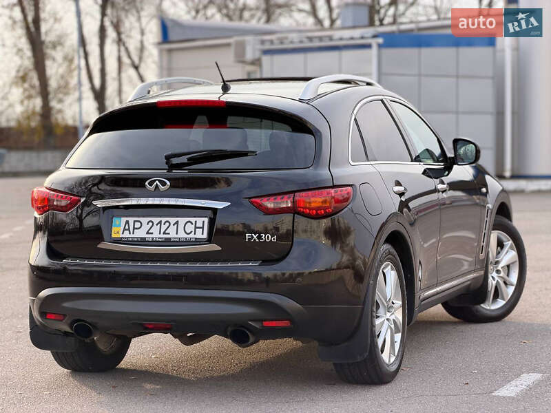 Внедорожник / Кроссовер Infiniti FX 30 2012 в Запорожье