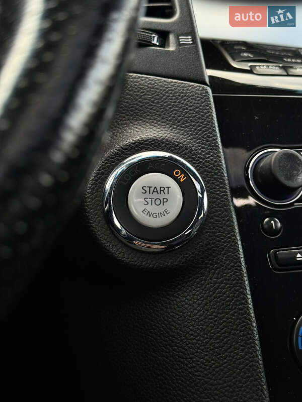 Внедорожник / Кроссовер Infiniti FX 30 2010 в Черновцах