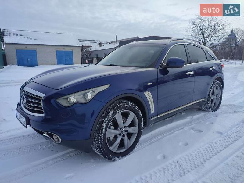 Infiniti FX 30 2012