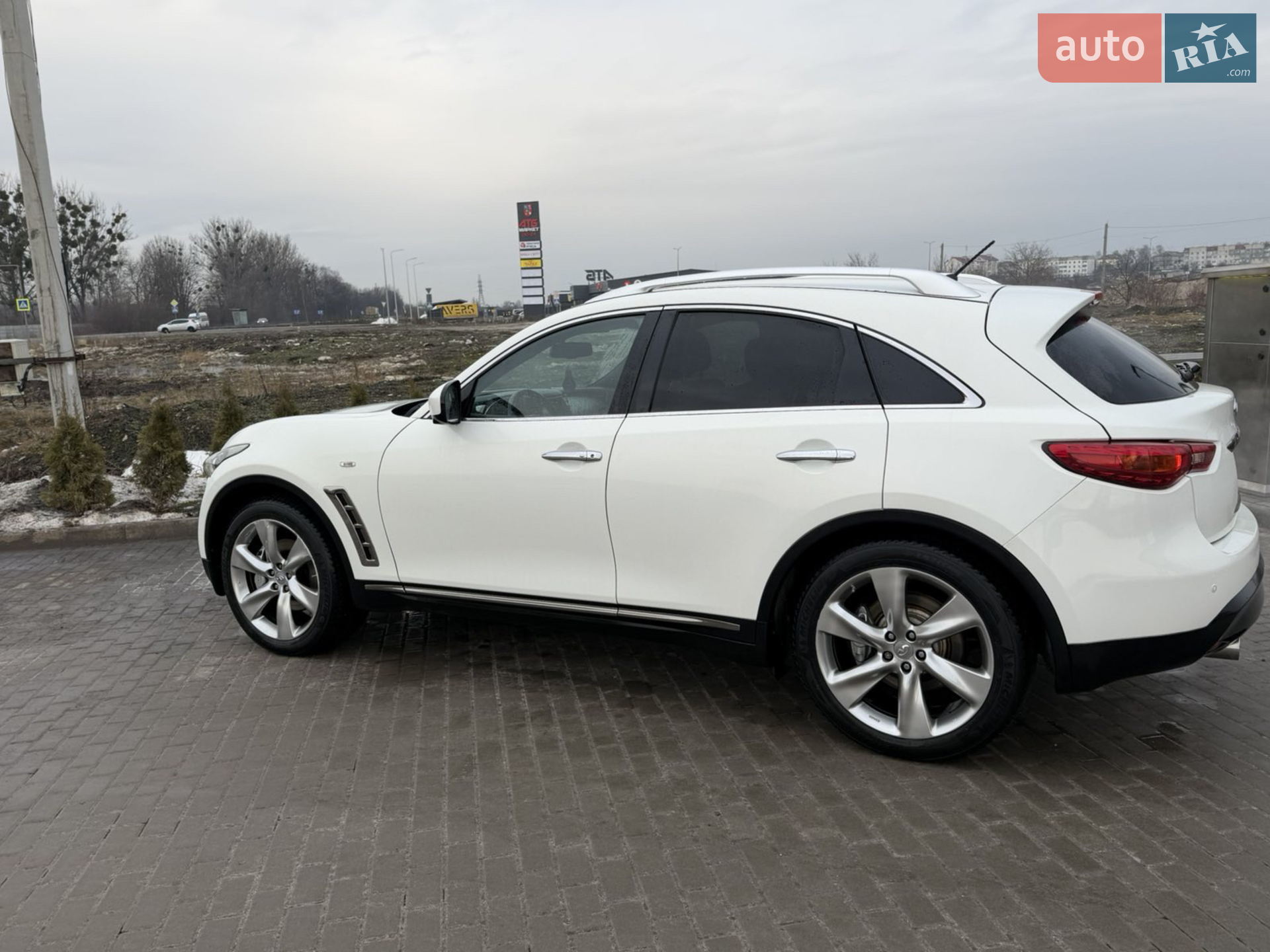 2012 Infiniti FX - мініатюра 13