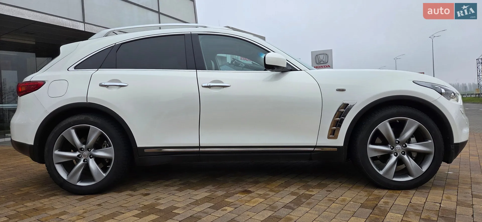 2011 Infiniti FX - мініатюра 5