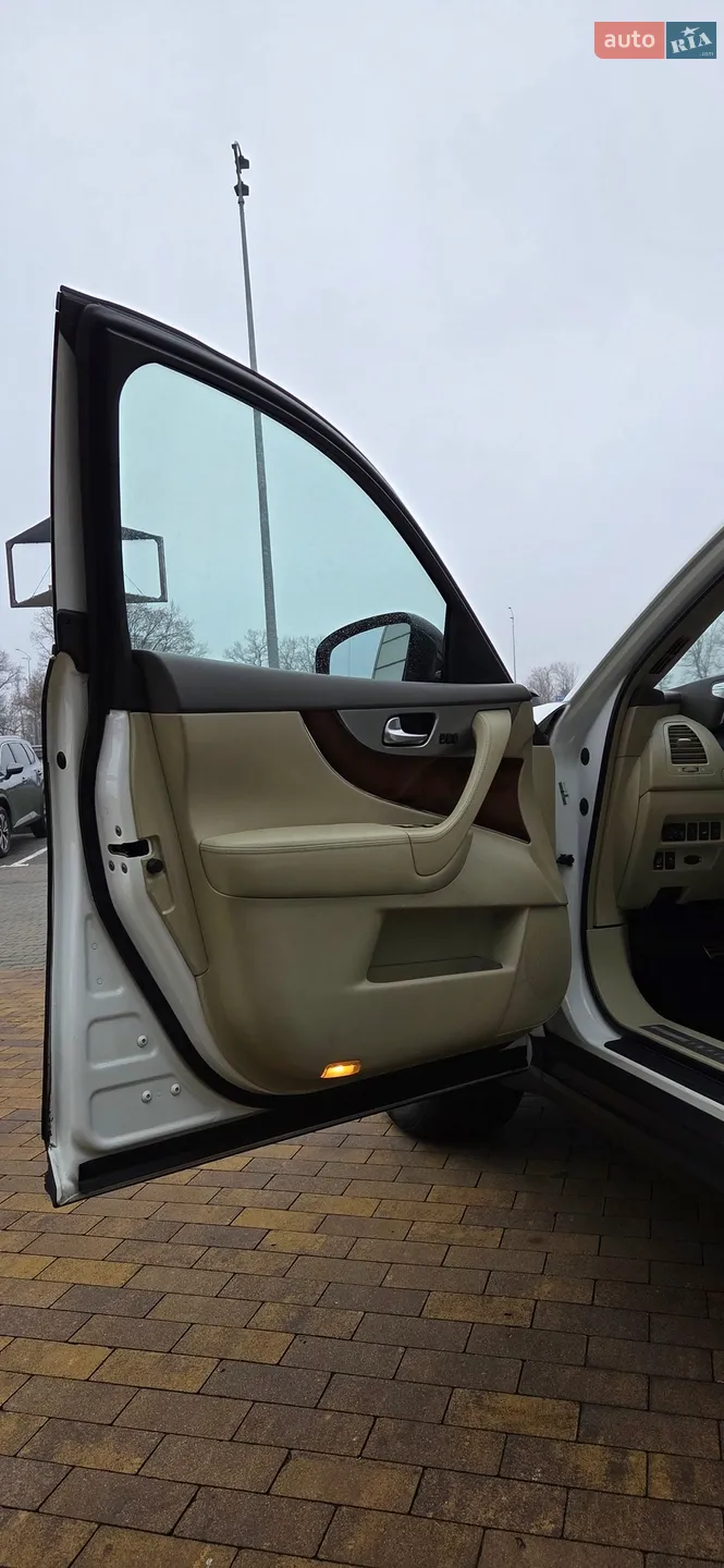 2011 Infiniti FX - мініатюра 12