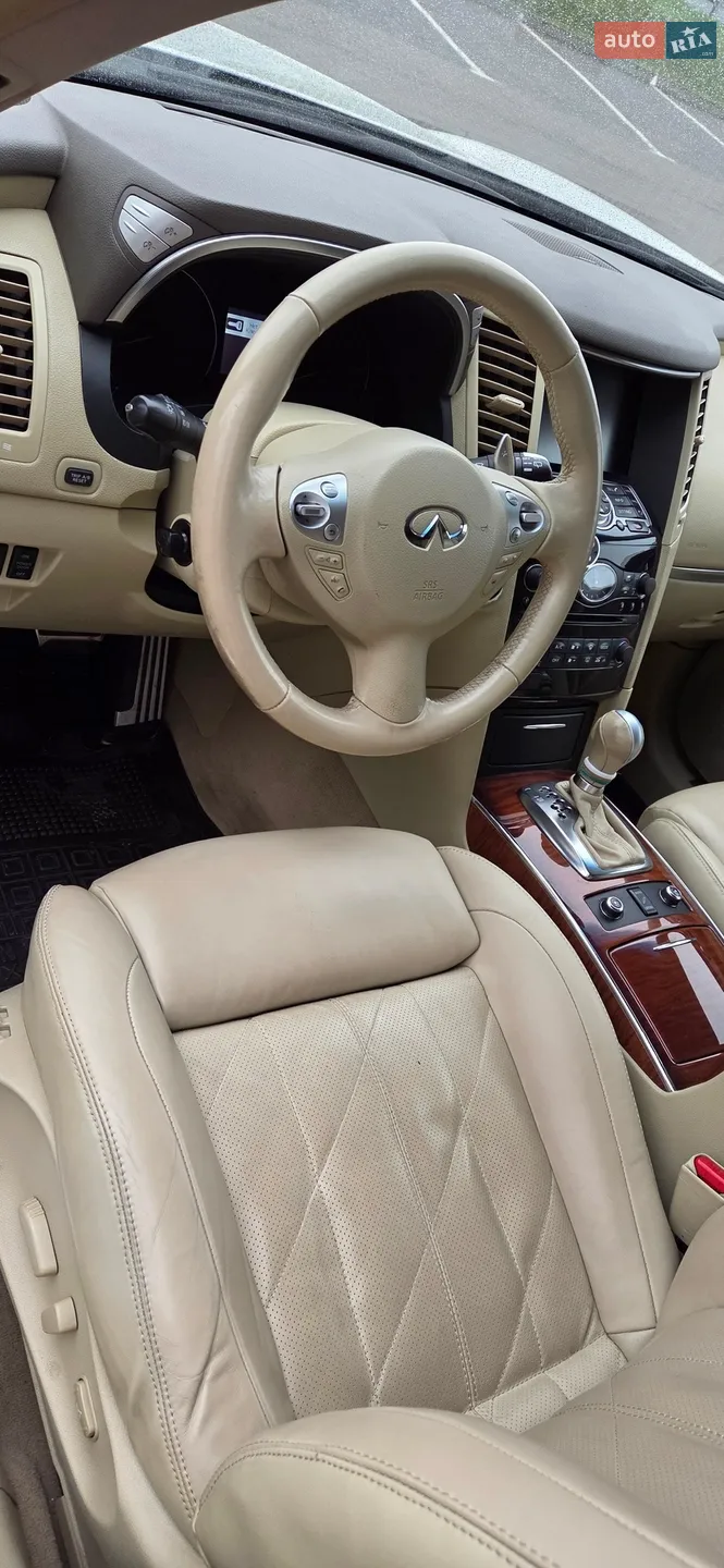 2011 Infiniti FX - мініатюра 13