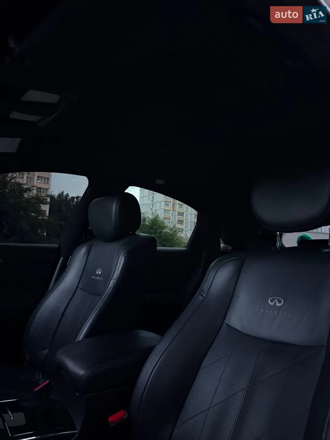 2011 Infiniti FX - мініатюра 10