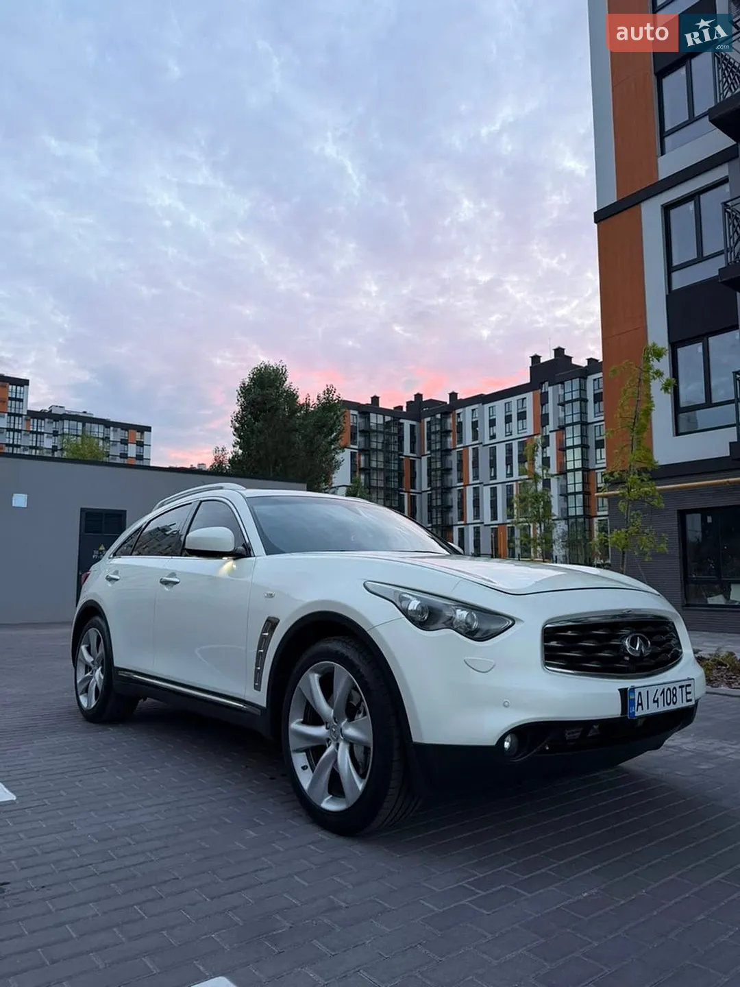 2011 Infiniti FX - мініатюра 31