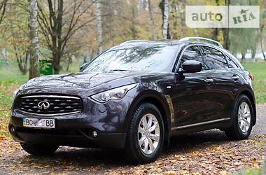 Внедорожник / Кроссовер Infiniti FX 35 2010 в Тернополе