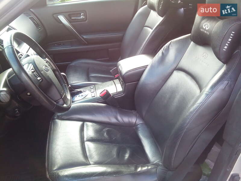 Позашляховик / Кросовер Infiniti FX 35 2006 в Чернівцях