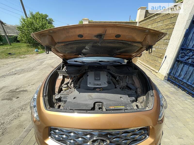 Позашляховик / Кросовер Infiniti FX 35 2008 в Петровому