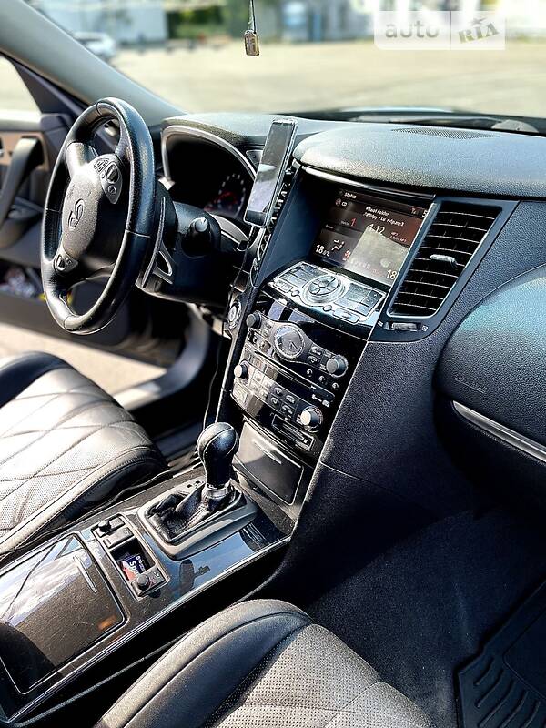 Позашляховик / Кросовер Infiniti FX 35 2008 в Києві