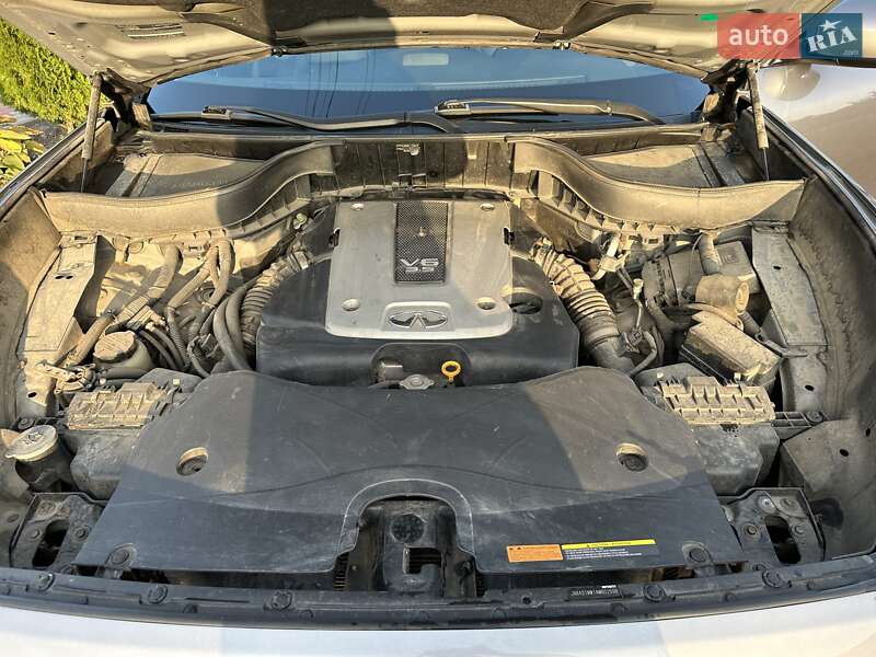 Позашляховик / Кросовер Infiniti FX 35 2010 в Переяславі