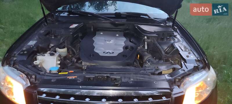 Внедорожник / Кроссовер Infiniti FX 35 2007 в Полтаве
