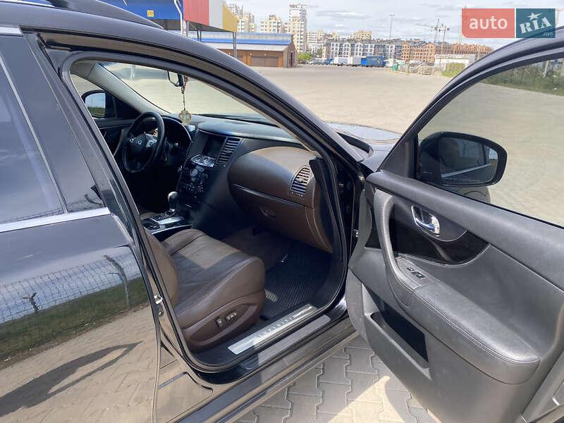 Внедорожник / Кроссовер Infiniti FX 35 2008 в Одессе