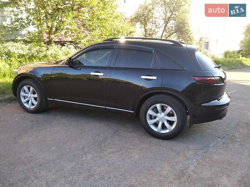 Позашляховик / Кросовер Infiniti FX 35 2003 в Новоукраїнці