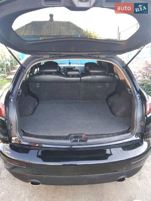 Позашляховик / Кросовер Infiniti FX 35 2003 в Новоукраїнці