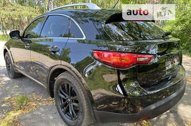 Внедорожник / Кроссовер Infiniti FX 35 2010 в Ахтырке