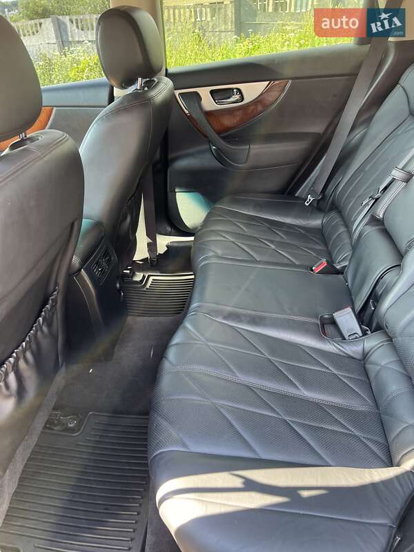 Позашляховик / Кросовер Infiniti FX 35 2011 в Запоріжжі
