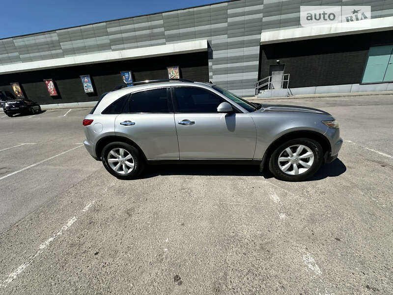 Внедорожник / Кроссовер Infiniti FX 35 2004 в Днепре фото 15 Внедорожник / Кроссовер Infiniti FX 35 2004 в Днепре