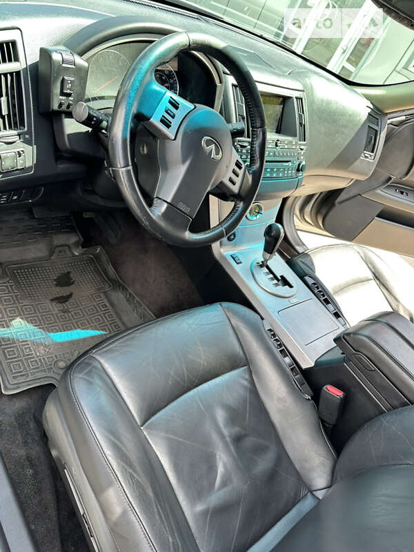 Внедорожник / Кроссовер Infiniti FX 35 2004 в Днепре фото 17 Внедорожник / Кроссовер Infiniti FX 35 2004 в Днепре