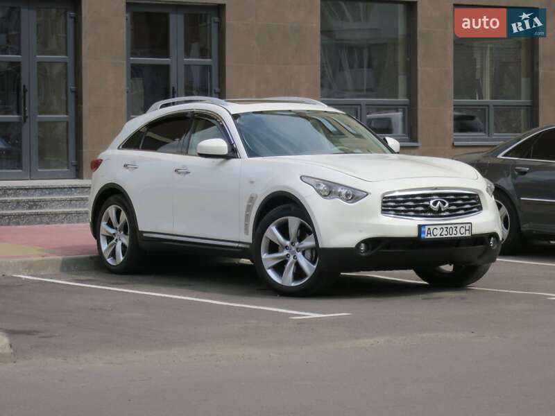 Позашляховик / Кросовер Infiniti FX 35 2008 в Луцьку фото 13 Позашляховик / Кросовер Infiniti FX 35 2008 в Луцьку