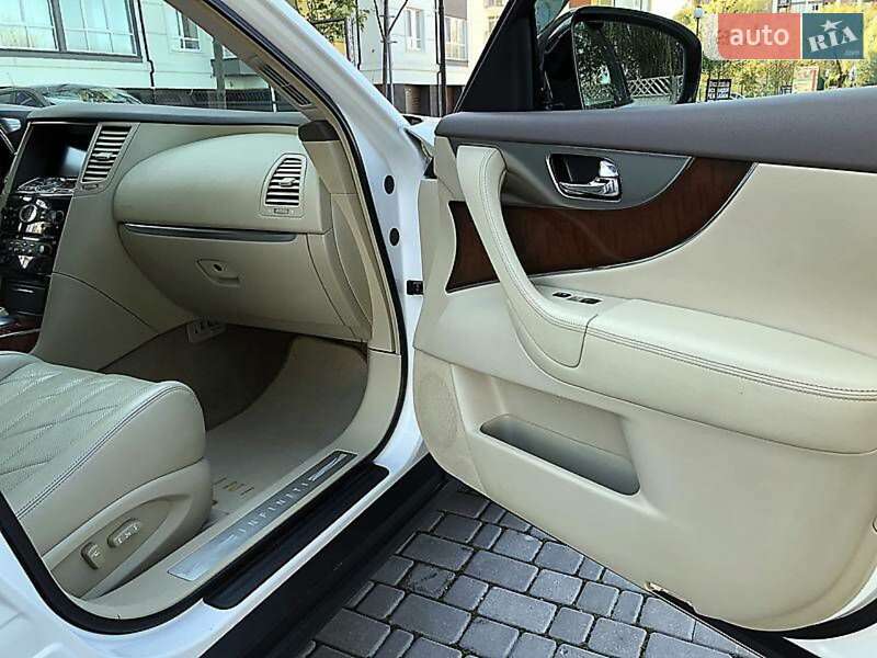 Позашляховик / Кросовер Infiniti FX 35 2008 в Луцьку фото 28 Позашляховик / Кросовер Infiniti FX 35 2008 в Луцьку