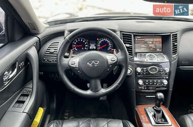 Внедорожник / Кроссовер Infiniti FX 35 2009 в Валках