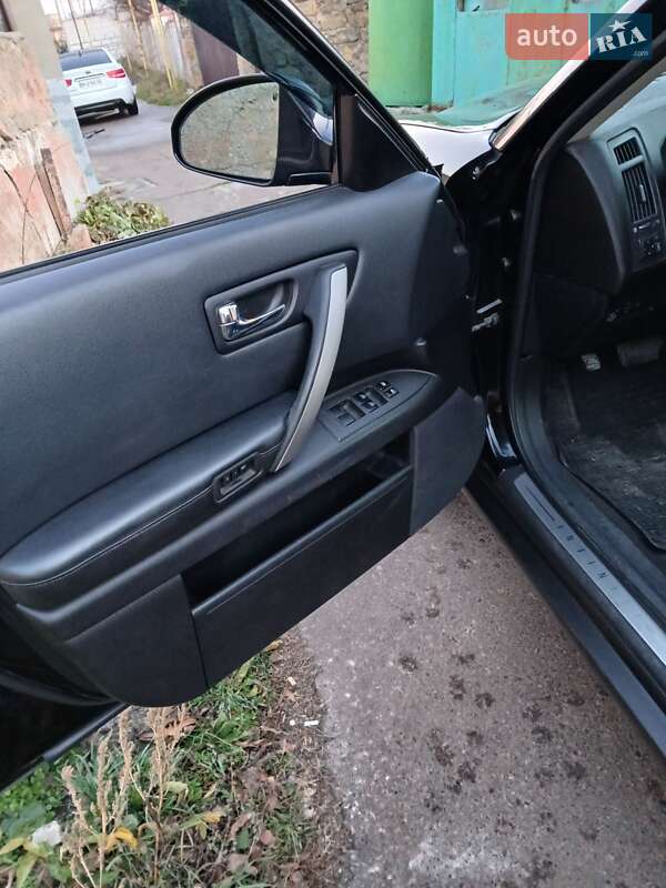 Внедорожник / Кроссовер Infiniti FX 35 2007 в Нерубайском
