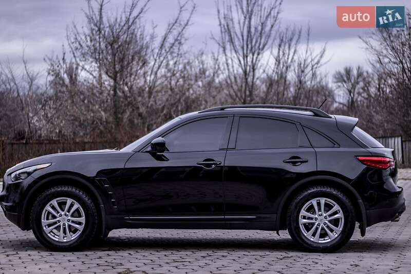 Внедорожник / Кроссовер Infiniti FX 35 2011 в Днепре