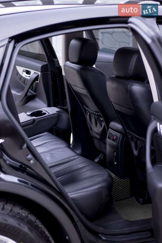 Внедорожник / Кроссовер Infiniti FX 35 2011 в Днепре