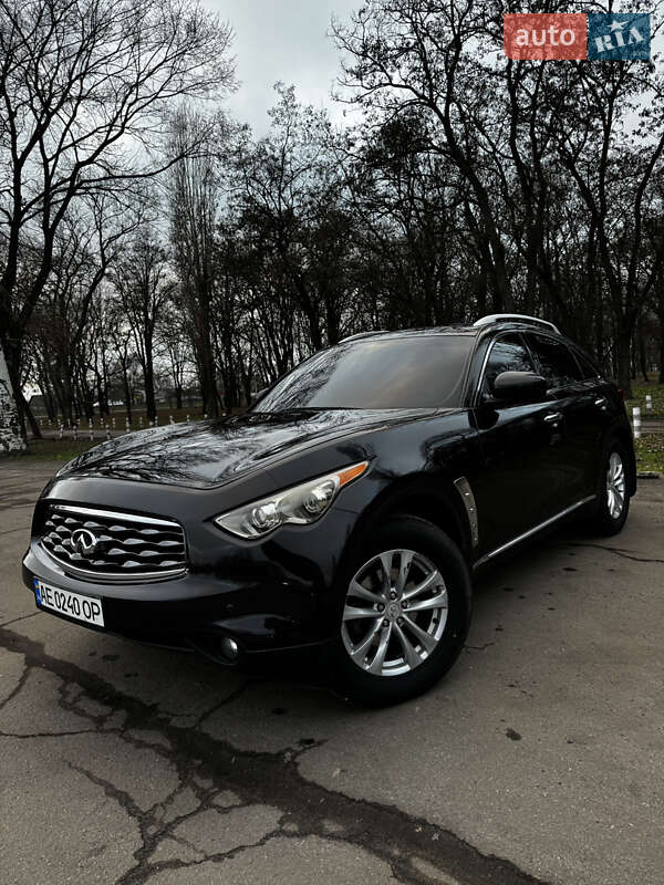 Позашляховик / Кросовер Infiniti FX 35 2011 в Павлограді