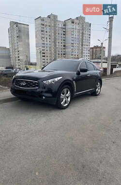 Позашляховик / Кросовер Infiniti FX 35 2009 в Чугуєві