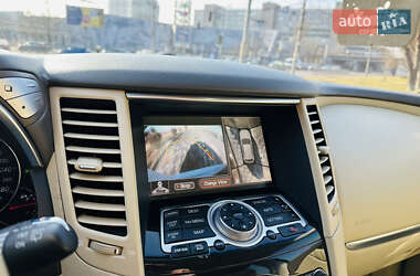 Внедорожник / Кроссовер Infiniti FX 35 2010 в Днепре