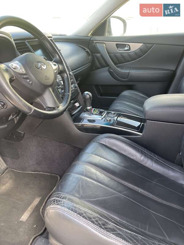 Позашляховик / Кросовер Infiniti FX 35 2011 в Києві