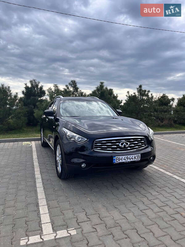 Позашляховик / Кросовер Infiniti FX 35 2008 в Одесі фото 5 Позашляховик / Кросовер Infiniti FX 35 2008 в Одесі