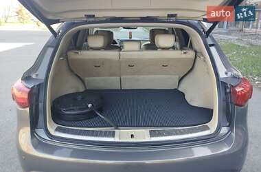 Внедорожник / Кроссовер Infiniti FX 35 2011 в 
